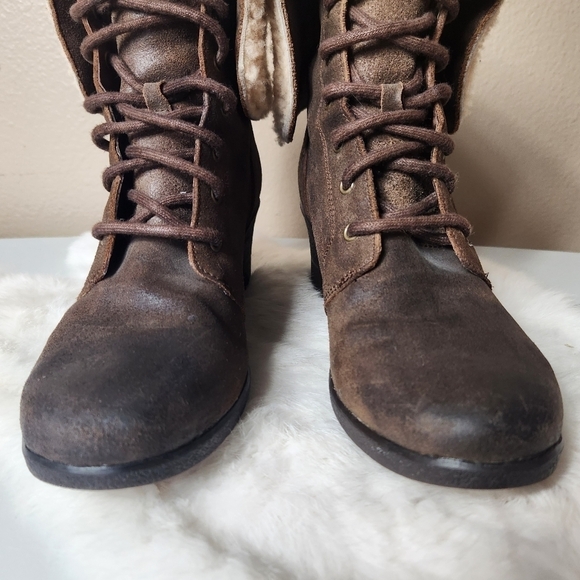 UGG Uptown Zea Brown Leather Shearling Wedge Boots-Size 9 - Picture 5 of 15